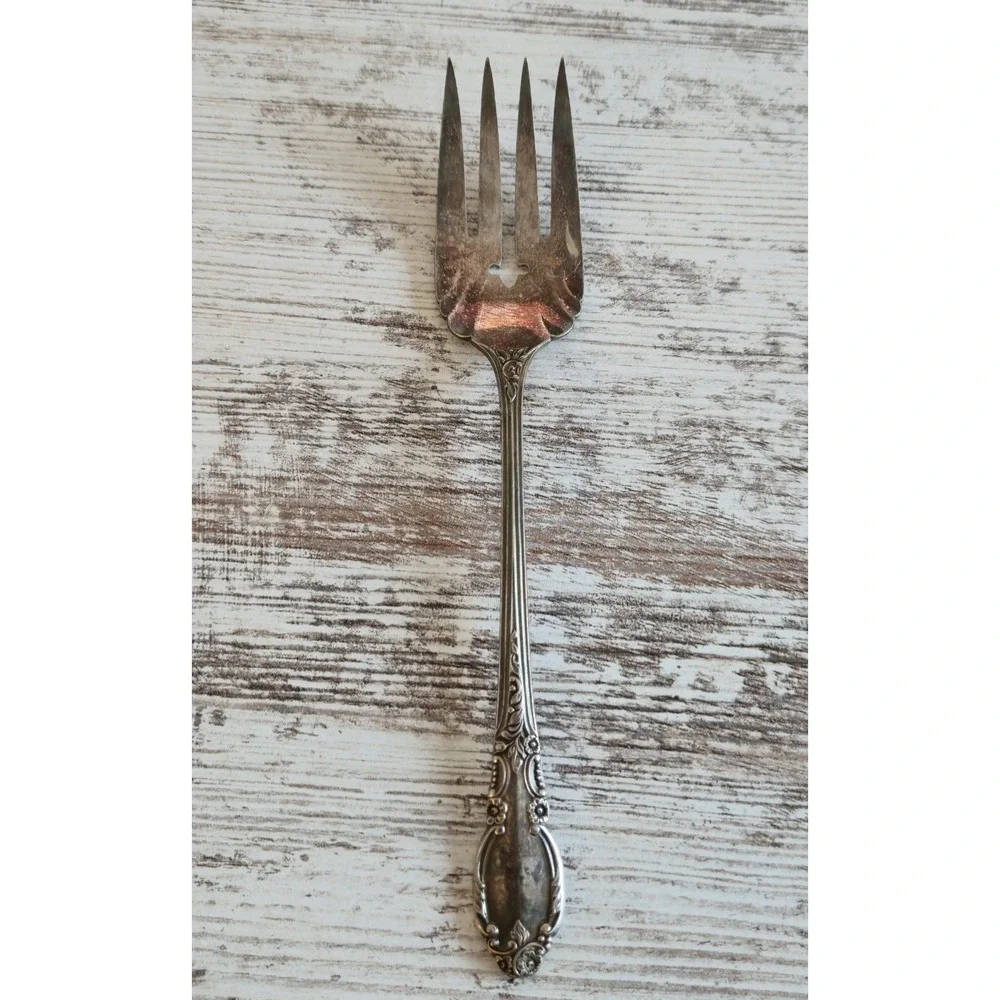 Vintage 1881 Rogers Oneida Ltd. Enchantment Silverplate 3-Tine Serving Fork